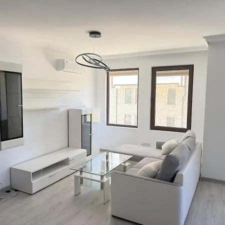 Stylish, Cozy Vacation Apartment, Sea View شقة سفيتي فلاس